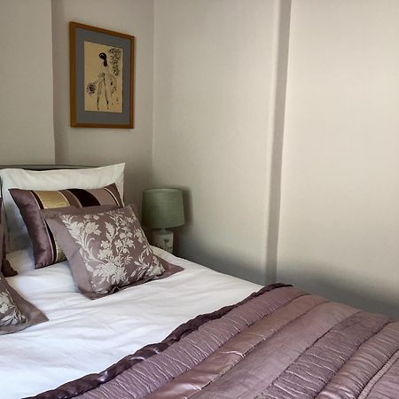 Luxury 2 Bed Apartment With Free Parking Лудлоу Экстерьер фото